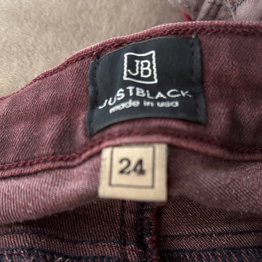 Just Black Deep Purple Skinny Jeans - Picture 2 of 5